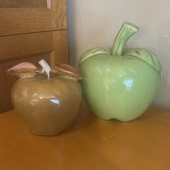 Large Ceramic Apples - Set of 2 - Picture 6 of 6